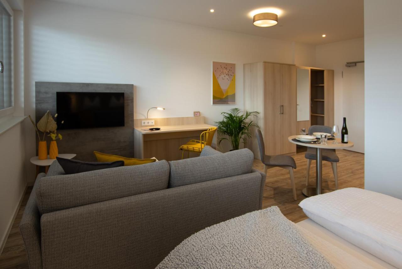 Livin63 Studio Apartments Hösbach Kültér fotó